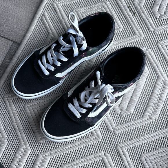 Vans ward floral lace up shoes - Picture 3 of 6